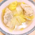 ステルトミチル's cooksnap of when they made チルド餃子、白菜、キノコの簡単スープ餃子.