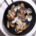 アクセル☆'s cooksnap of when they made 簡単！あさりのバター焼き.