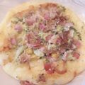 komugiko4's cooksnap of when they made ホットケーキmix♡やみつきおかずパン.