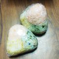ロビくま's cooksnap of when they made 必須３色=合体おにぎり❤どこからかじる？.