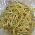 こや星人's cooksnap of when they made もやしのコンソメカレーナムル.