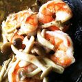Akkers's cooksnap of when they made 海老とマッシュルームのアヒージョ.