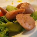 8itao8's cooksnap of when they made ブロッコリーと魚肉ソーセージの炒め物.
