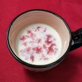 SUNMOONMOM's cooksnap of when they made 美肌効果に期待★簡単アレンジ♪イチゴ甘酒.