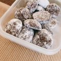 5歳児まま◎23w's cooksnap of when they made バレンタインに♪簡単チョコスノーボール♪.