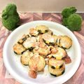 はらぺこしろうさぎ's cooksnap of when they made ★ズッキーニ+ガーリック＆粉チーズ炒め★.