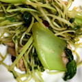 komasan♪'s cooksnap of when they made 厚揚げと青梗菜と豆苗の炒め物.