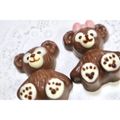 Yumirnoff's cooksnap of when they made ダッフィーの♡型抜きチョコレート☆.