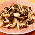 あーこ姐's cooksnap of when they made 塩こんぶでガリバタきのこ.