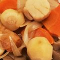 SHⅰ's cooksnap of when they made ほっこり里芋と鶏もも肉の煮物♪みそ味.