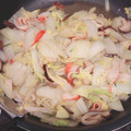 こころ：）'s cooksnap of when they made 簡単安い♫白菜とカニカマ椎茸の炒め物.
