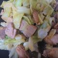 さっちゃん３２'s cooksnap of when they made 鶏ももとキャベツのにんにく醤油炒め.
