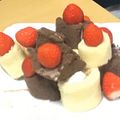 みりん調味料's cooksnap of when they made 市販のロールケーキdeデコレーション♪.