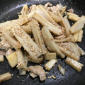 クックFUKKY☆'s cooksnap of when they made 蓮根と豚バラの炒め物.