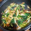 今日の勝家御膳's cooksnap of when they made 鶏肉と厚揚げ小松菜のガーリック醤油炒め.
