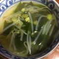 ちゃぎー's cooksnap of when they made もやしの味覇味噌汁.