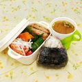 蕎麦の華's cooksnap of when they made セロリの葉でおにぎり.