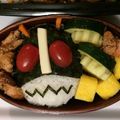 SallySue's cooksnap of when they made 仮面ライダー1号とショッカーのキャラ弁❤.