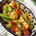 mami5san's cooksnap of when they made 彩り野菜ツナ卵のバターオイスター炒め.