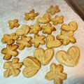 aaikoo's cooksnap of when they made いちごパウダーで桜の絞り出しクッキー.