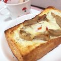 ノビル's cooksnap of when they made トーストアレンジ 卵とウインナー.