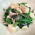 気まぐれご飯を作る人's cooksnap of when they made 平茸と厚揚げのほうれん草バター炒め.
