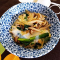 ako★ako's cooksnap of when they made ニラとしめじの卵とじ.
