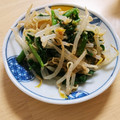 hitomi♪＊'s cooksnap of when they made 超簡単　もやしナムル.