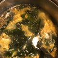 Achans's cooksnap of when they made 焼肉屋さんの味★わかめと卵のスープ.