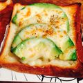 kaokaofood's cooksnap of when they made アボカドチーズトースト.