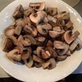 potapota圭太's cooksnap of when they made ★簡単おいしいマッシュルームのソテー★.