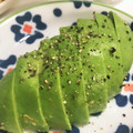 YUKIKI☆'s cooksnap of when they made アボカドのぬか漬けは黒胡椒でおつまみ.