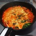 ハチワレねこ's cooksnap of when they made 豆板醤で。牛肉のユッケジャンクッパ風！.