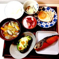 horseland's cooksnap of when they made 塩鮭焼くだけ.