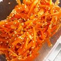あやママ99's cooksnap of when they made お弁当にも！人参のゴマダシ和え.