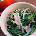 twママ's cooksnap of when they made 簡単！ほうれん草とベーコンのモヤシ炒め♪.