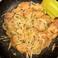 コニャンスキー's cooksnap of when they made ご飯が進む～！鶏もも肉ともやしの辛子炒め.