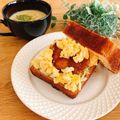 mikko6's cooksnap of when they made コロッケパン❁.*･ﾟ私の好きな食べ方♡.