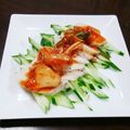 ちえたろう's cooksnap of when they made サラダチキンとキュウリのキムチのせ.