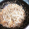 ♬あじさいのレシピ♬'s cooksnap of when they made もやしとツナのラー油炒め.