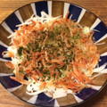 ♡yummy♡'s cooksnap of when they made 新玉ねぎと桜えびとわかめの春サラダ.