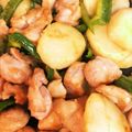 ☆＊すー＊☆'s cooksnap of when they made 鶏とじゃが芋、ピーマン炒め.