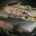りーこたん's cooksnap of when they made 鮭ときのこのバター醤油焼き.