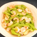elsworld's cooksnap of when they made 海老とセロリの簡単中華炒め♪♪.