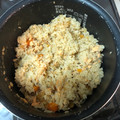kujira1213's cooksnap of when they made 塩鮭と舞茸の炊き込みご飯.
