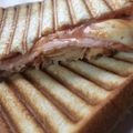 ぷうちゃんちゃん's cooksnap of when they made ケチャマヨで★ねぎとハムのホットサンド★.
