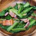夜盗エメラルド's cooksnap of when they made 簡単！小松菜とベーコンのニンニク風味炒め.