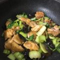 ゆでたまごの達人's cooksnap of when they made 簡単★鶏肉と青梗菜のオイスターソース炒め.