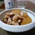 ダイナマイト漆黒's cooksnap of when they made 大根とイカ下足のこってり煮付け.