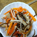 凪なぎ's cooksnap of when they made レンジで簡単！人参＆えのきの塩昆布和え.